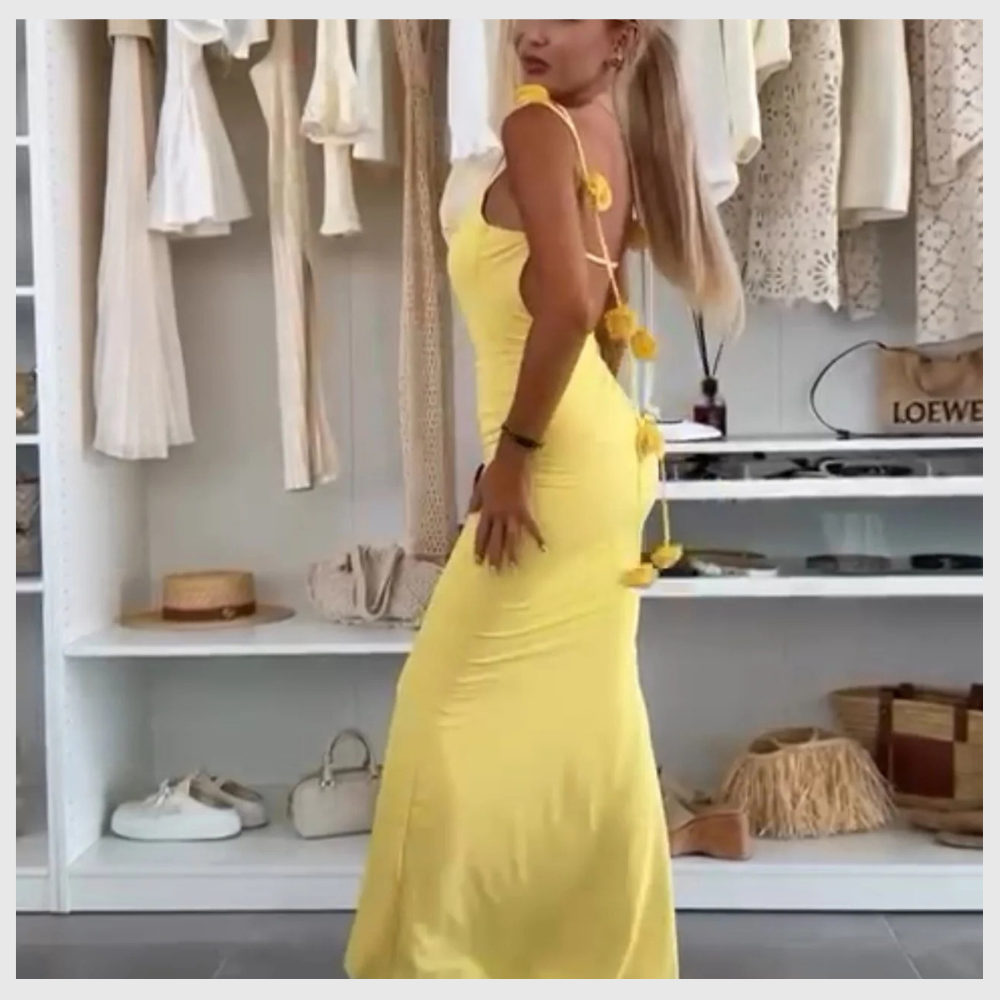 Clara™ - Robe fronde décorée de fleurs