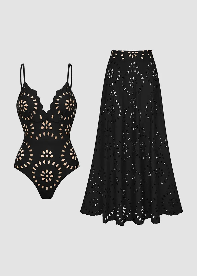 Maillot Une-Pièce Ajouré Floral avec Jupe — Collection Riviera