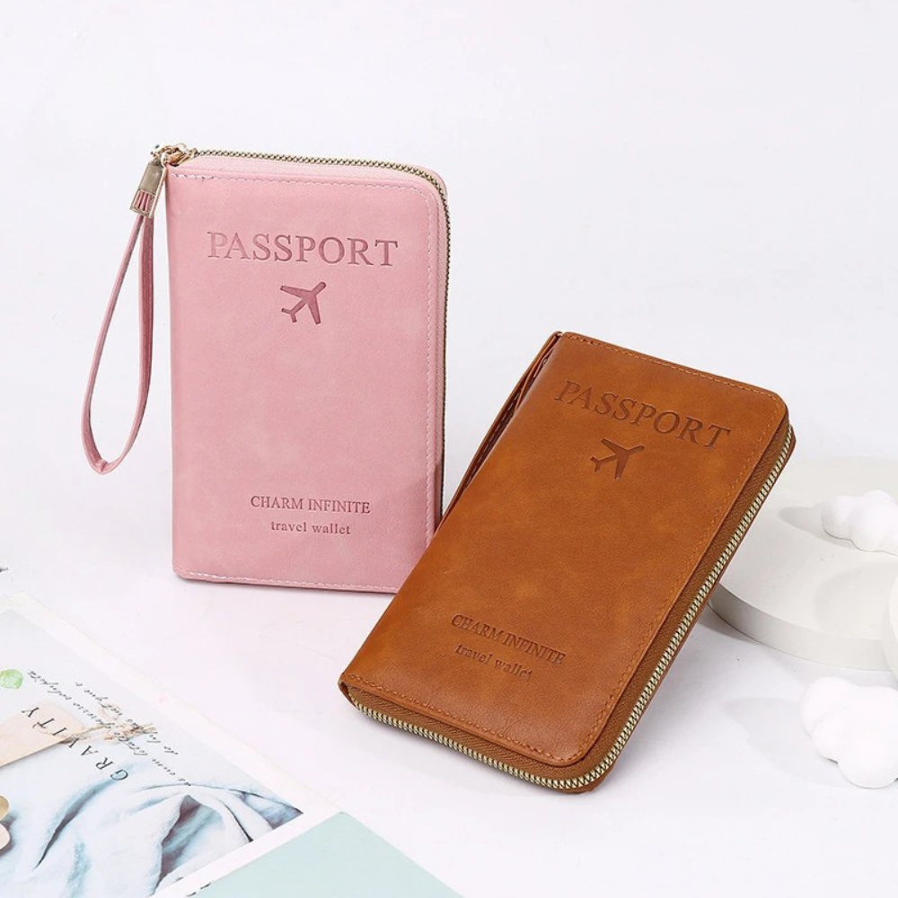 Cuirévo™ – Portefeuille RFID Chic pour Voyageurs Modernes.