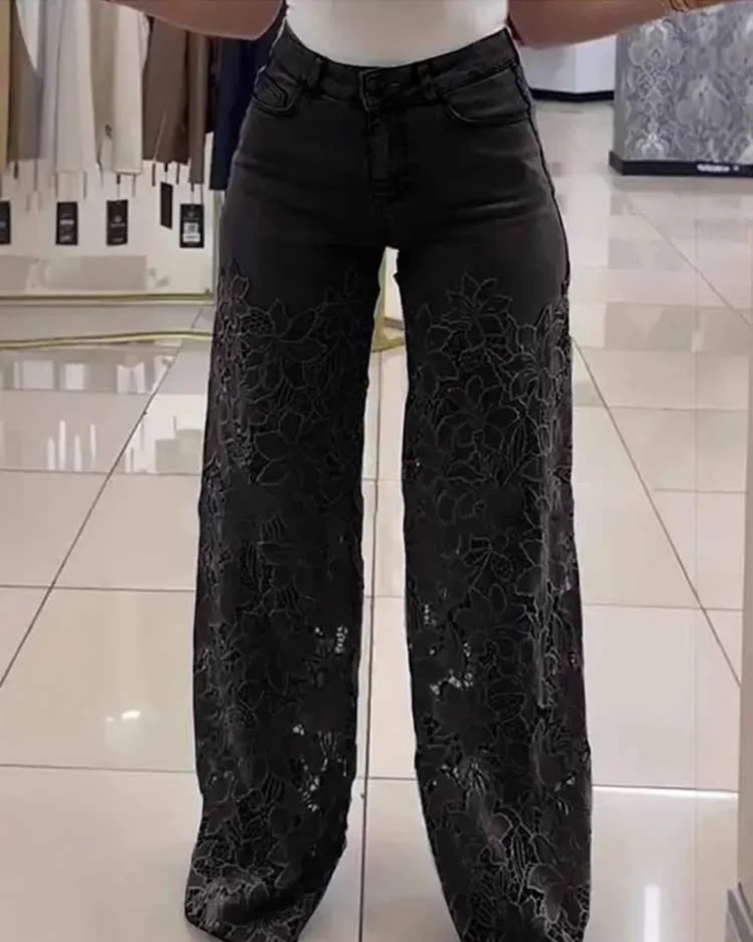 Le Jean Dentelle | Coupe Mi-Haute Flatteuse — DenimElle