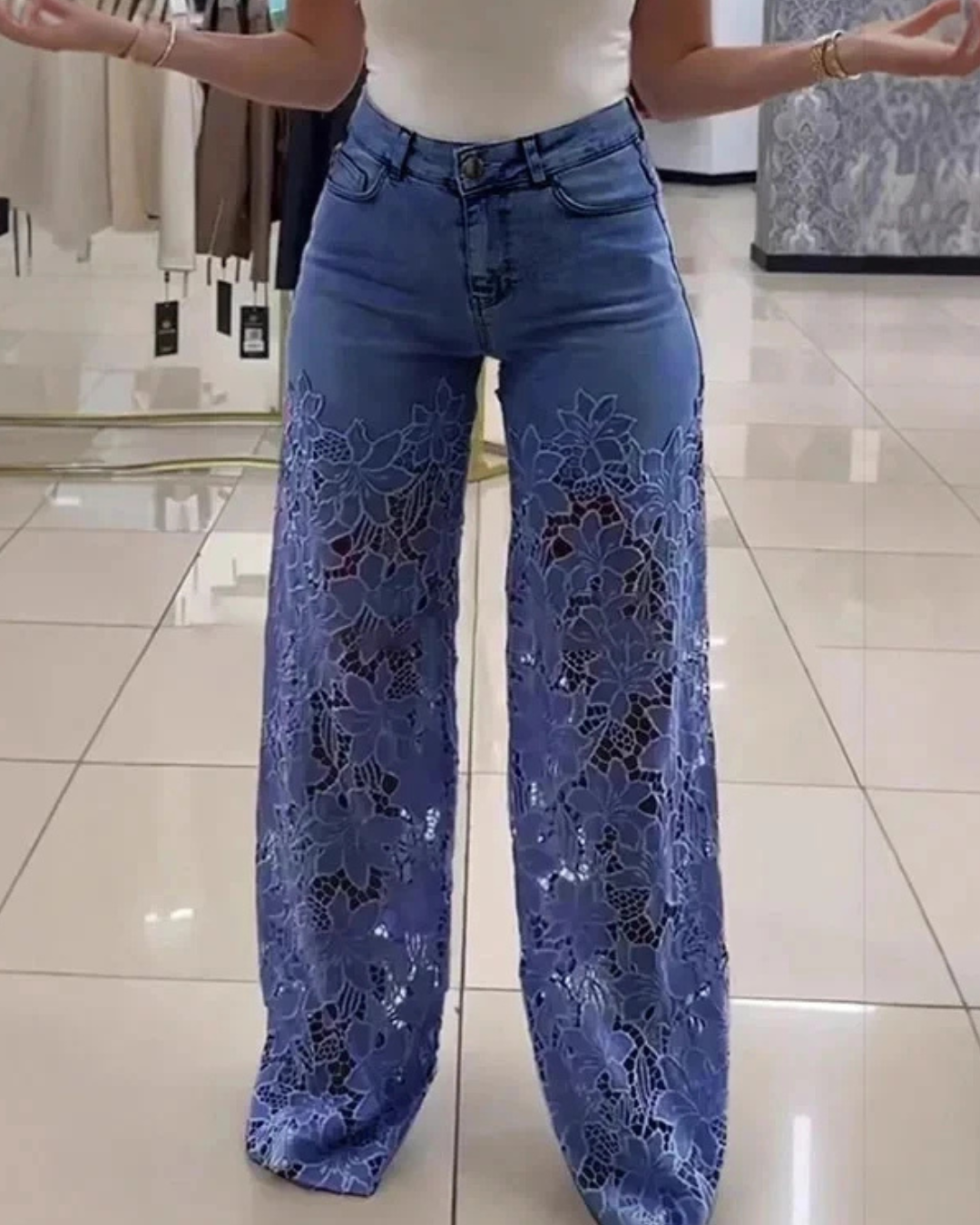 Le Jean Dentelle | Coupe Mi-Haute Flatteuse — DenimElle