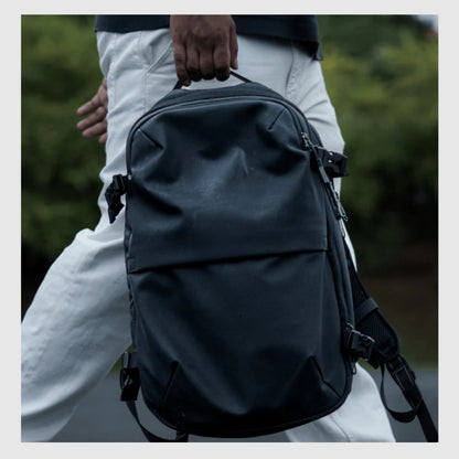 TravelMax™ – Le sac à dos compressible qui révolutionne vos voyages !