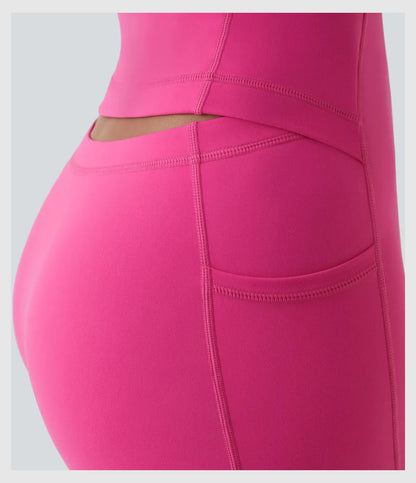Robe de printemps avec brassière intégrée et shorts