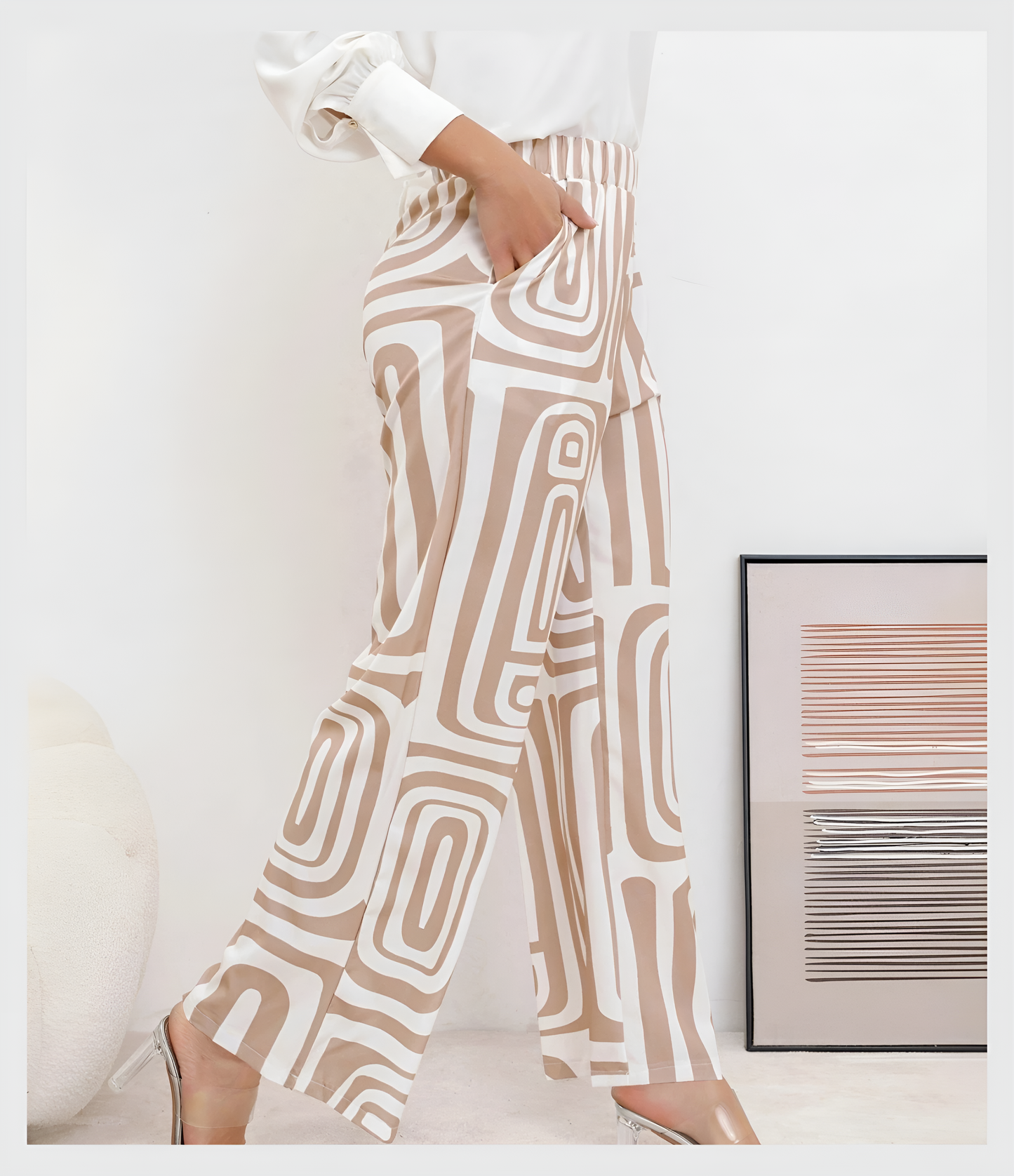 Pantalon chic - chemisier et ceinture offerts