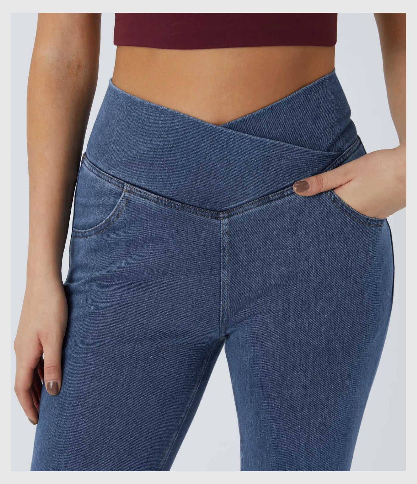 Pantalon évasé croisé taille haute en denim extensible