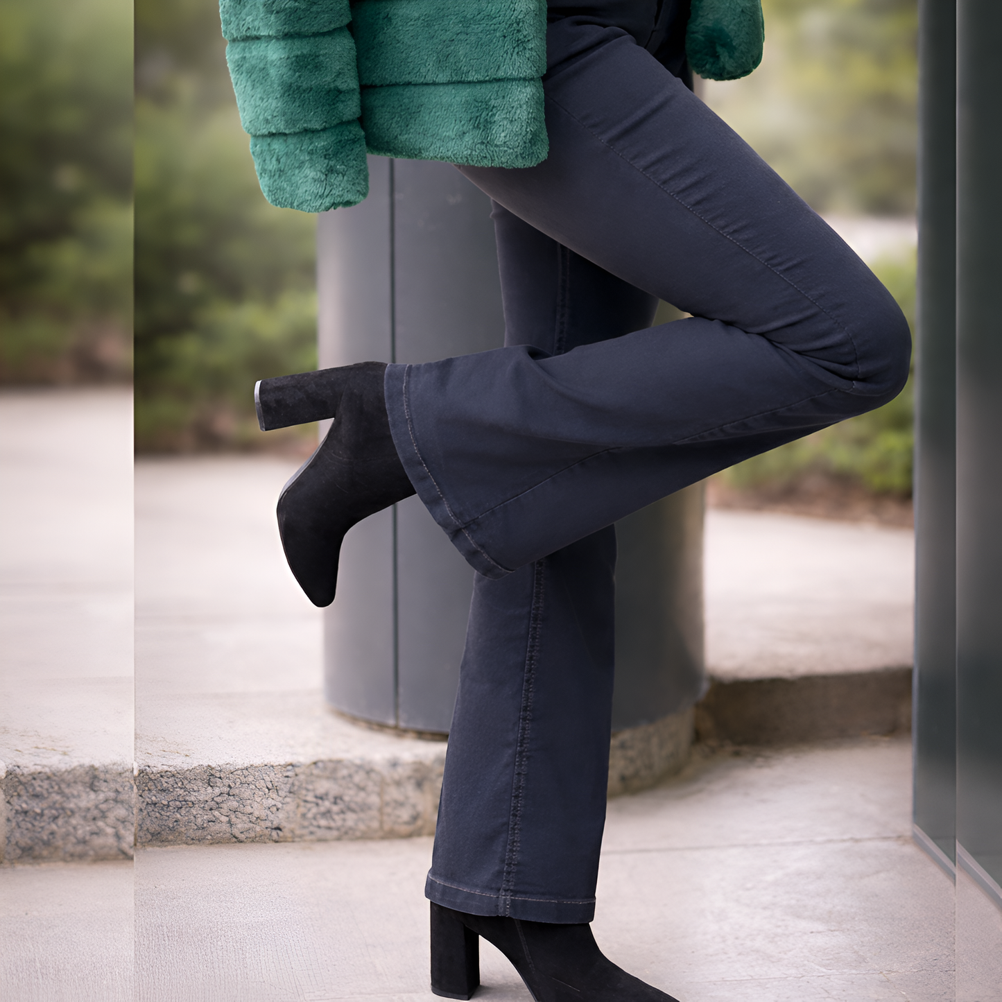 Jean Extra Flare Taille Haute – Coupe Flatteuse & Style Assumé