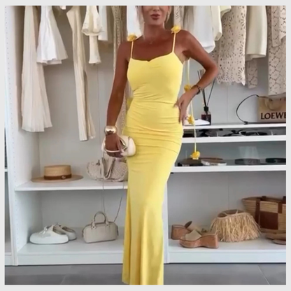 Clara™ - Robe fronde décorée de fleurs