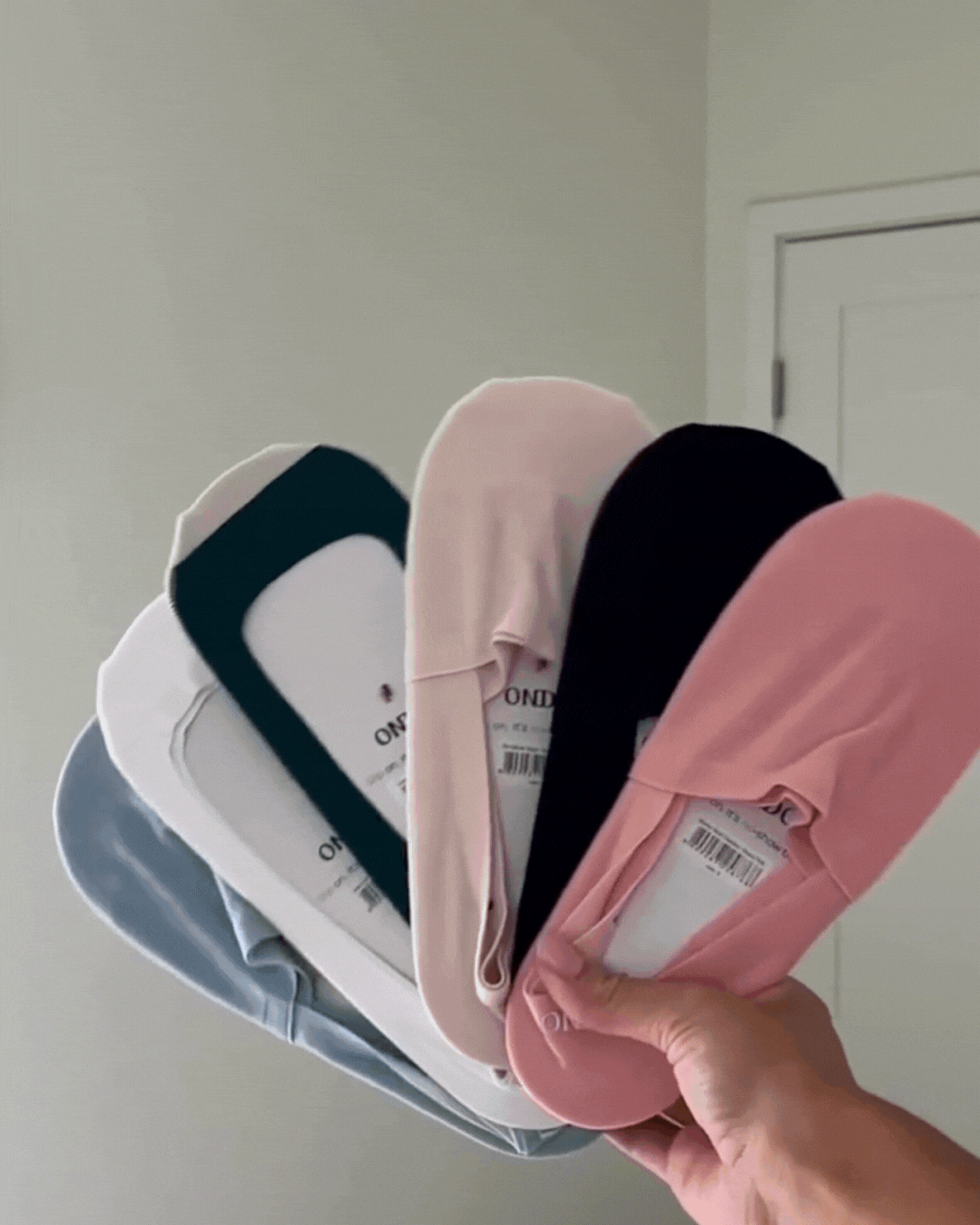 Chaussettes Invisibles Antidérapantes qui Reste en Place, Unisexes!