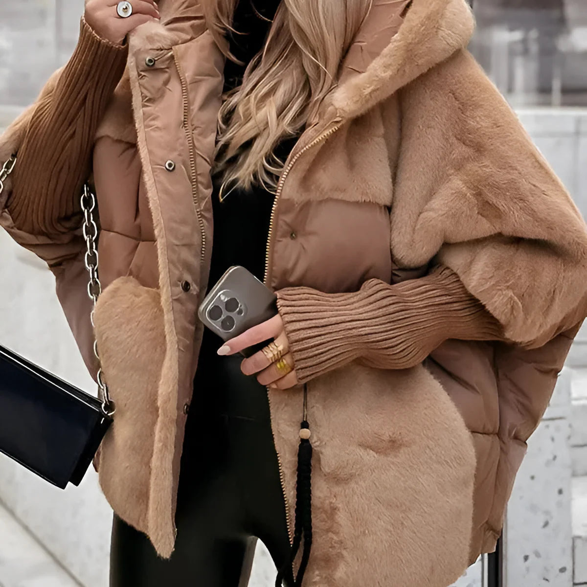 Manteau Cocon Fausse Fourrure à Capuche