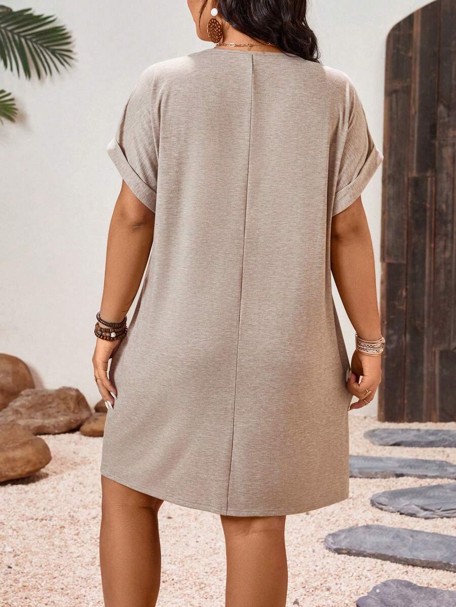 NOMALERO™ — La robe fluide qui met vos courbes en valeur