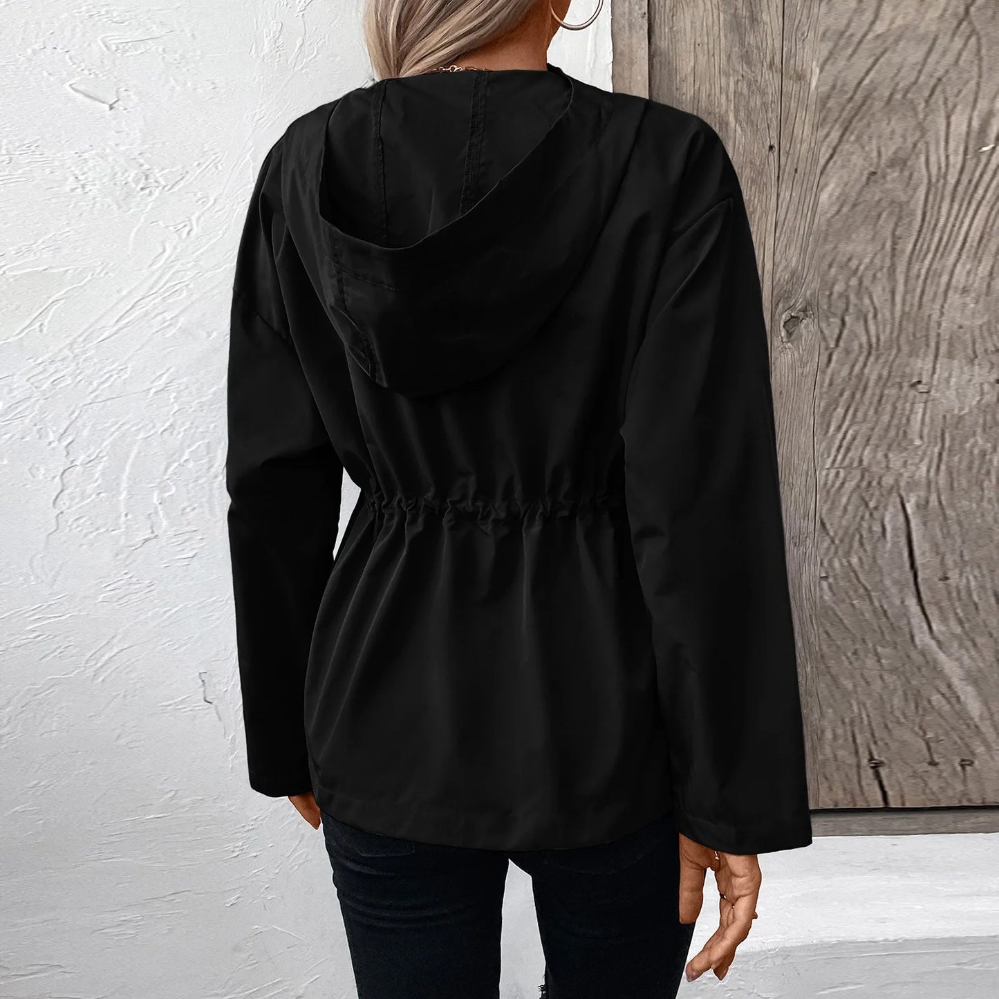 Veste Imperméable à Capuche – Élégance & Confort au Quotidien